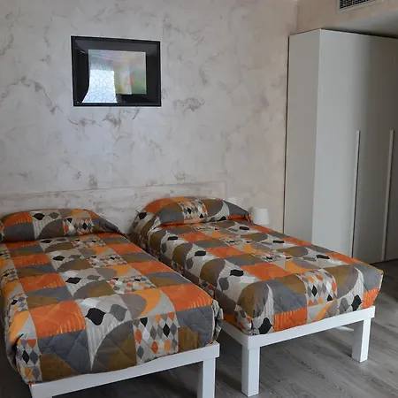 酒店 奥斯特利娅中央酒店 *