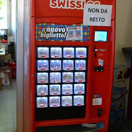 奥斯特利娅中央酒店 * Cadenazzo