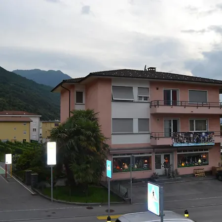 奥斯特利娅中央酒店